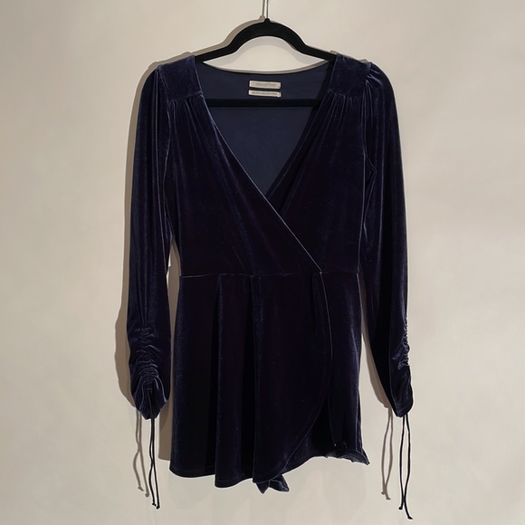 Urban Outfitters Velvet Romper - Picture 3 of 9